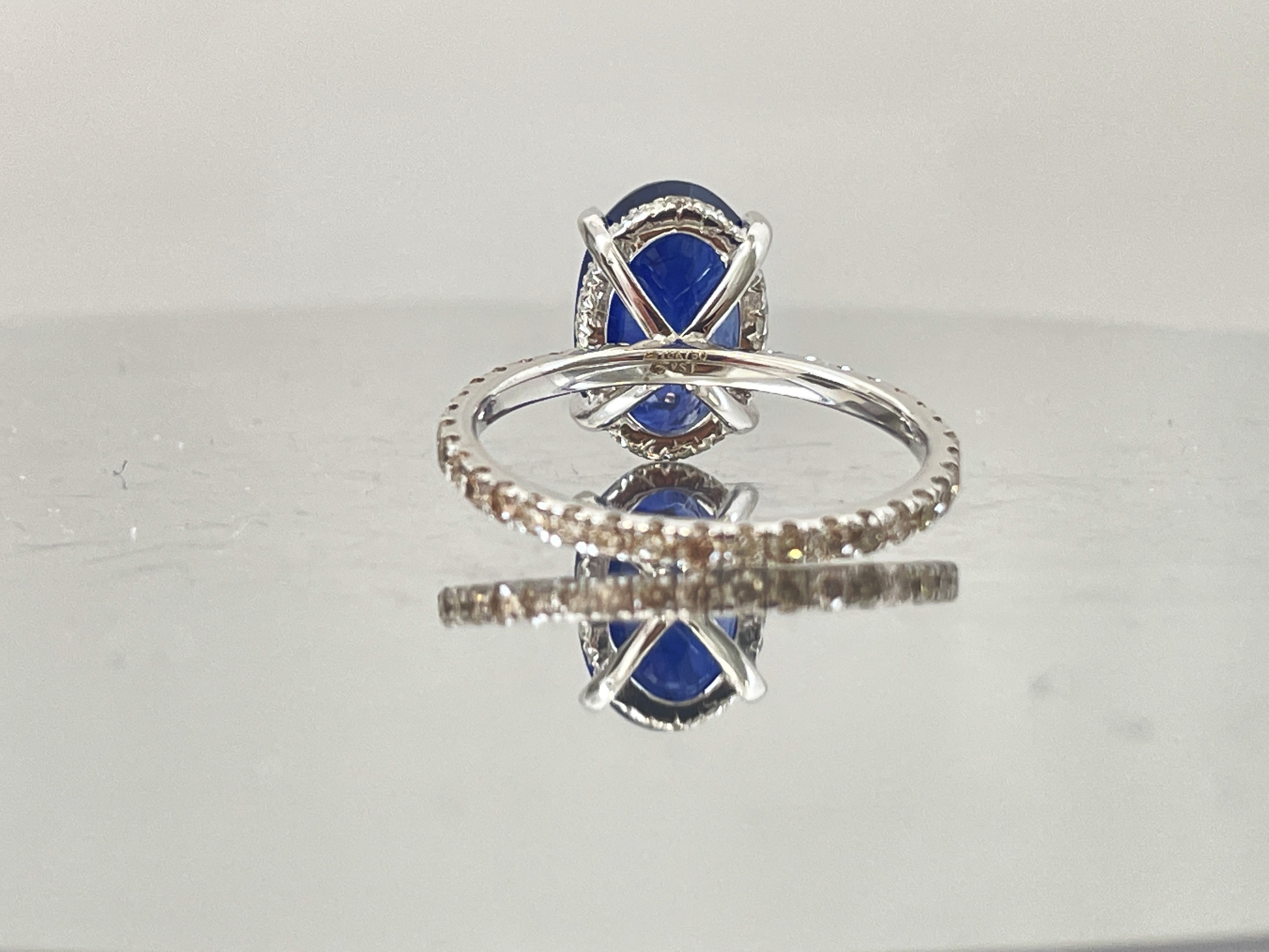 Beautiful 5.38 CT Natural Ceylon Royal Blue Sapphire Diamonds & 18k Gold - Image 6 of 7