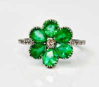 Beautiful Natural Emerald Ring With Natural Diamonds & Platinum 950