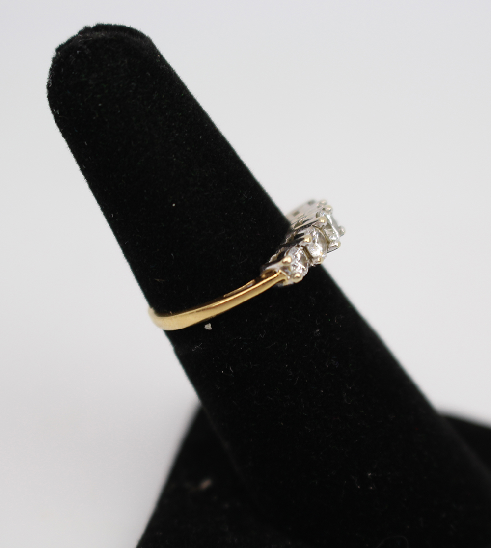 0.75 Carat Diamond 18ct Gold Ring - Image 4 of 6