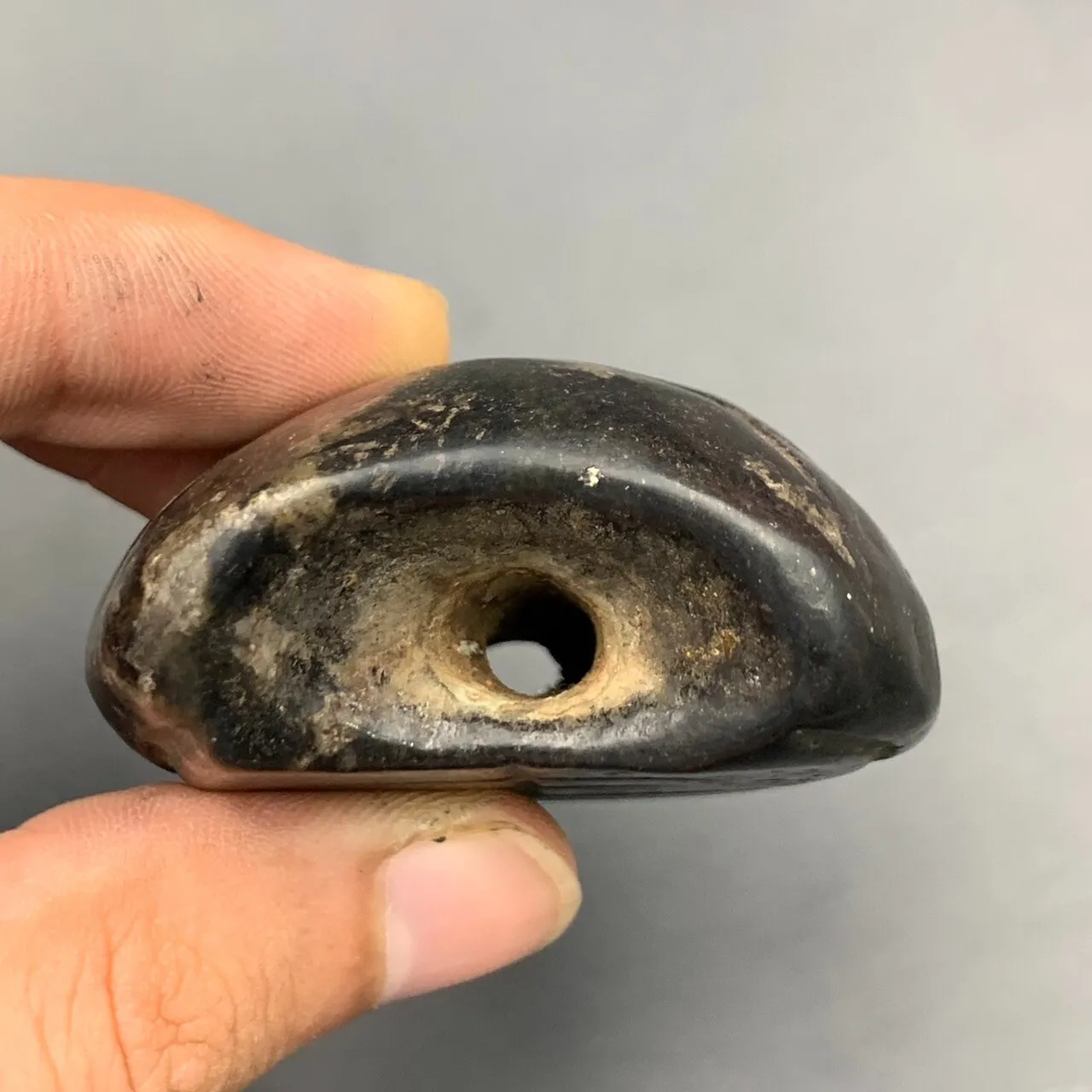 Amazing Antique Hand Carved Chinese Black Stone , Collectible Black Jade Stone, LAQ-27 - Image 3 of 4