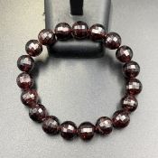 GTV-19, Natural Faceted Cut Garnet Beads Bracelet