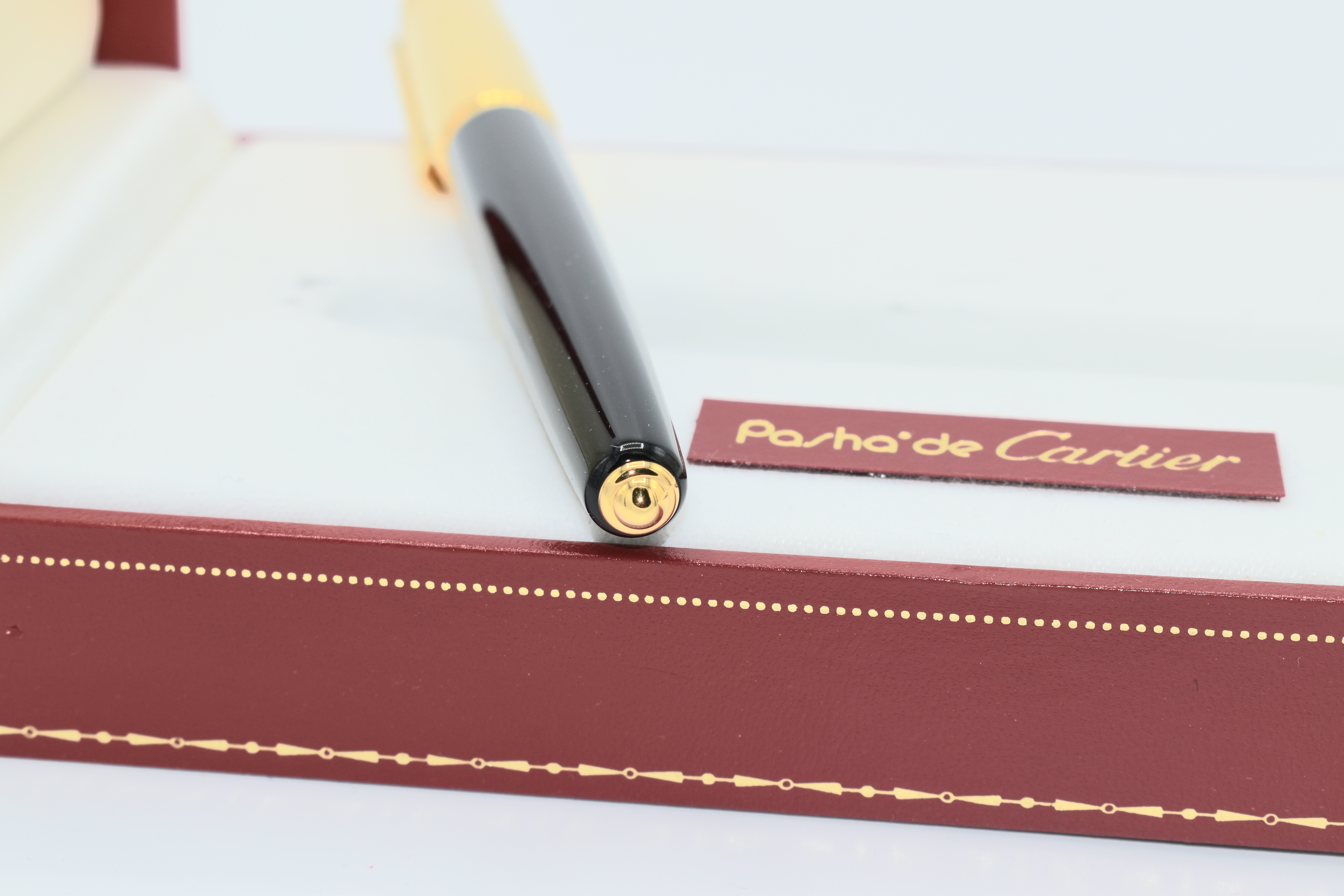 Brand New - Extremely Rare - Pasha De Cartier - Black Lacquer and Gold Fountain Pen - 1985 - Image 6 of 10