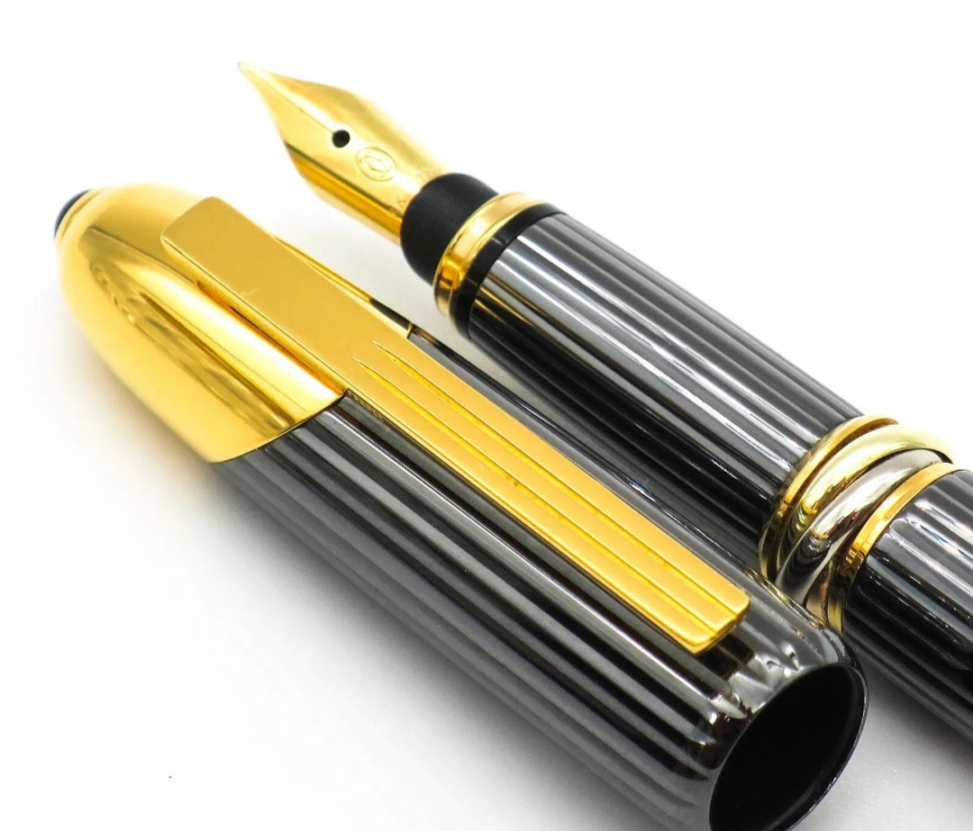 Brand New - Cartier - Les must - Cougar De Cartier LE Fountain Pen, Inkwell & Ink Presentation Se... - Image 6 of 9