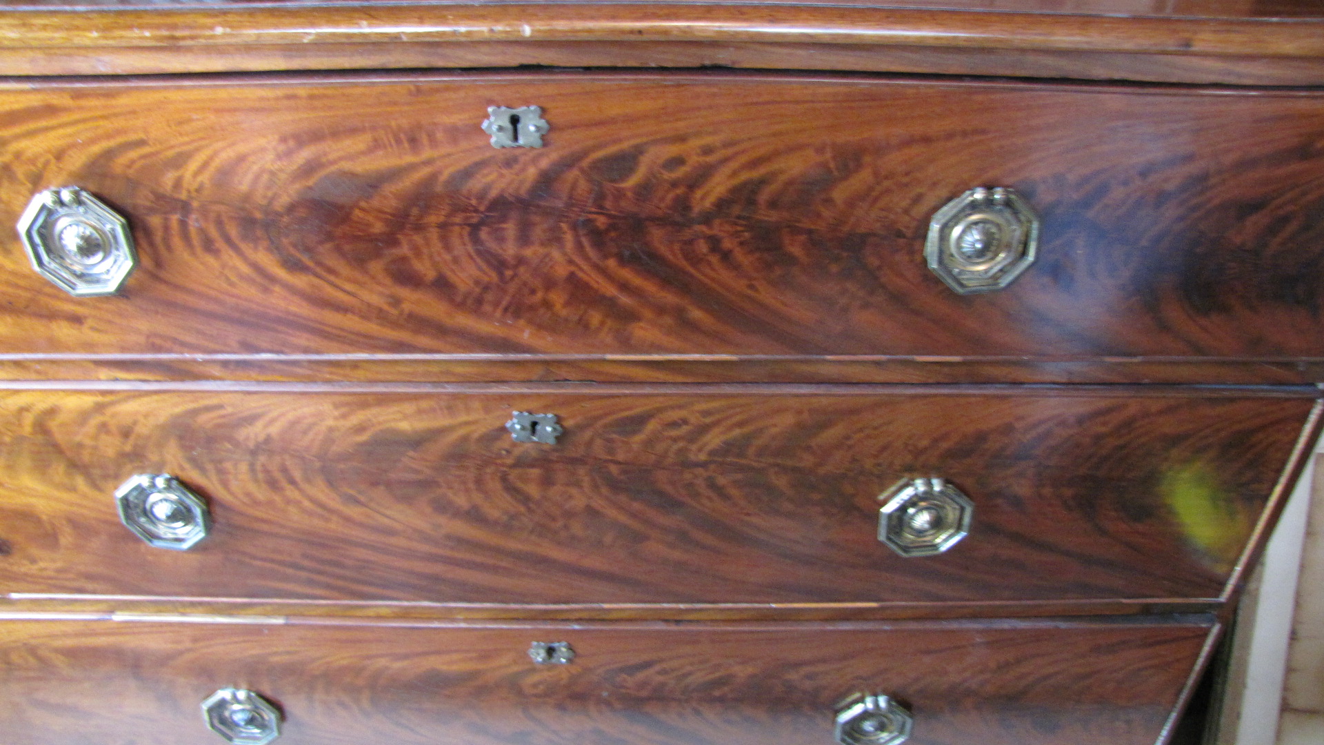 Antique early 19th C. open bookcase on chest - Image 8 of 8