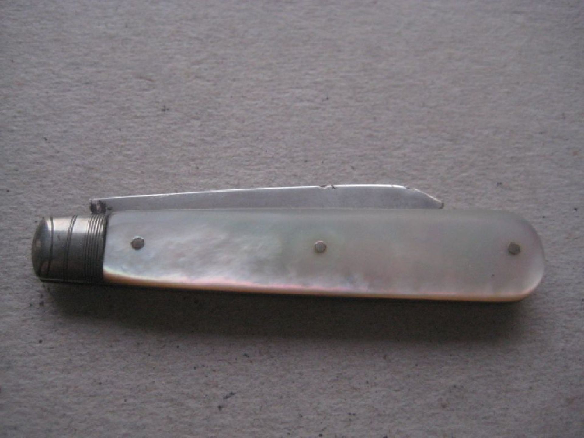 Edwardian Mother of Pearl Hafted Silver Bladed Folding Fruit Knife - Image 6 of 6