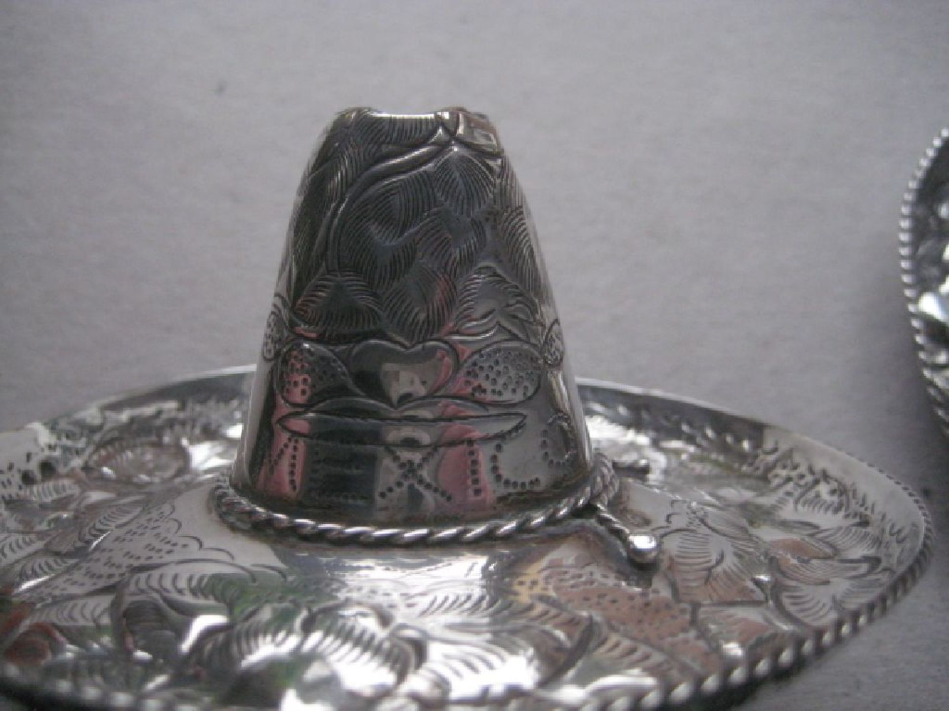 A Pair of Sterling Silver Mexican Sombrero Hats - Image 4 of 14