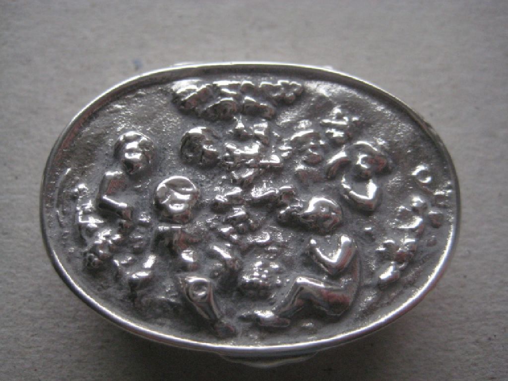 Vintage Continental Silver Pill Box - Image 6 of 8