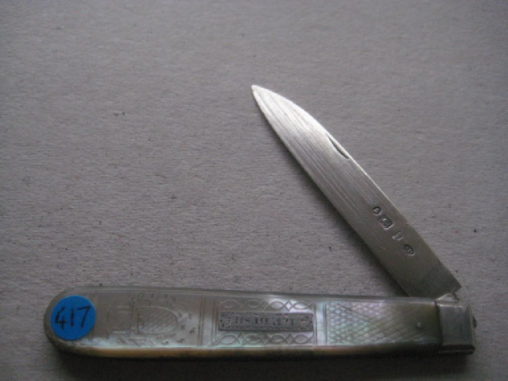 George IV Mother of Pearl Hafted Silver Bladed Folding Fruit Knife