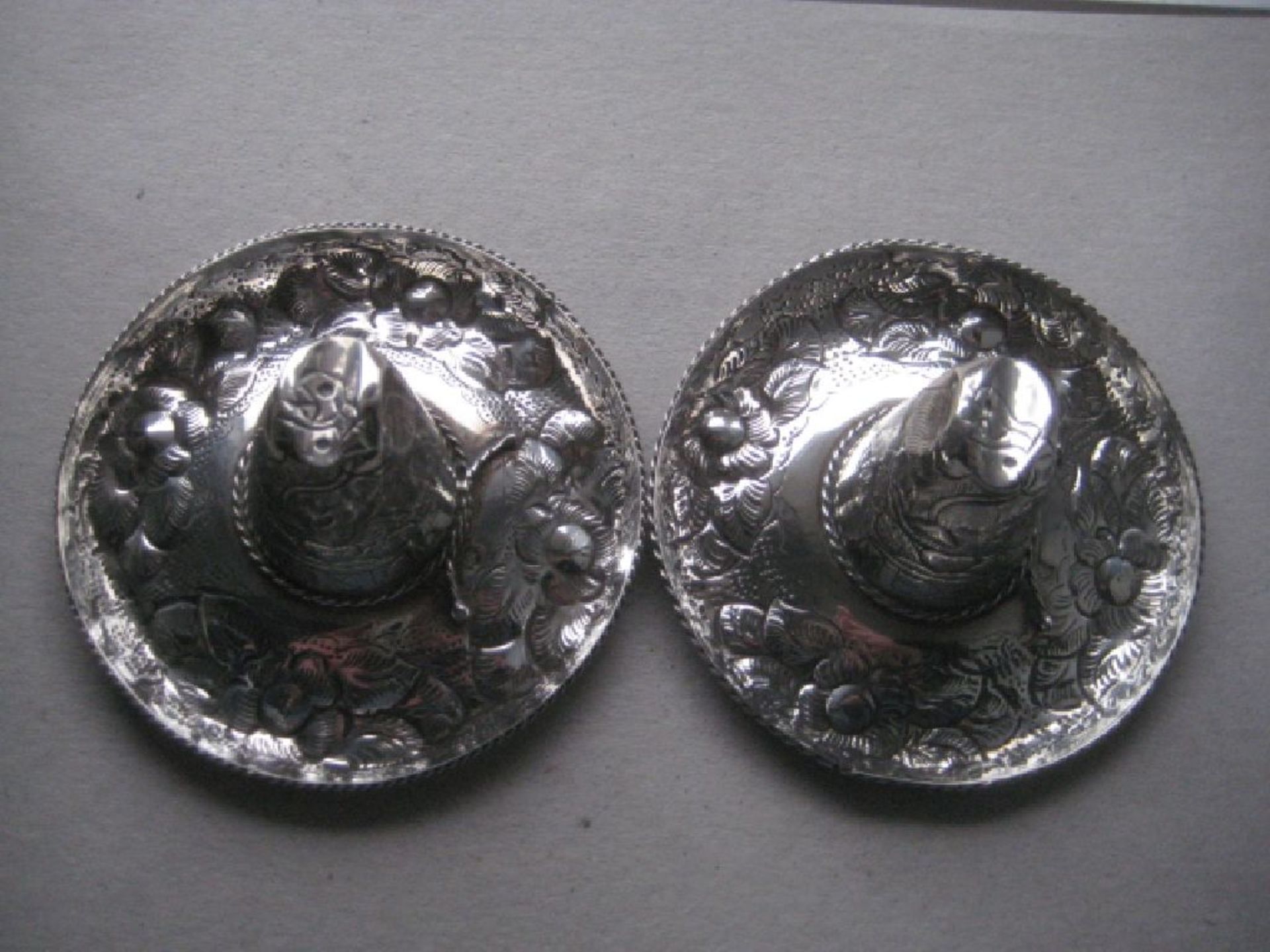 A Pair of Sterling Silver Mexican Sombrero Hats - Image 2 of 14
