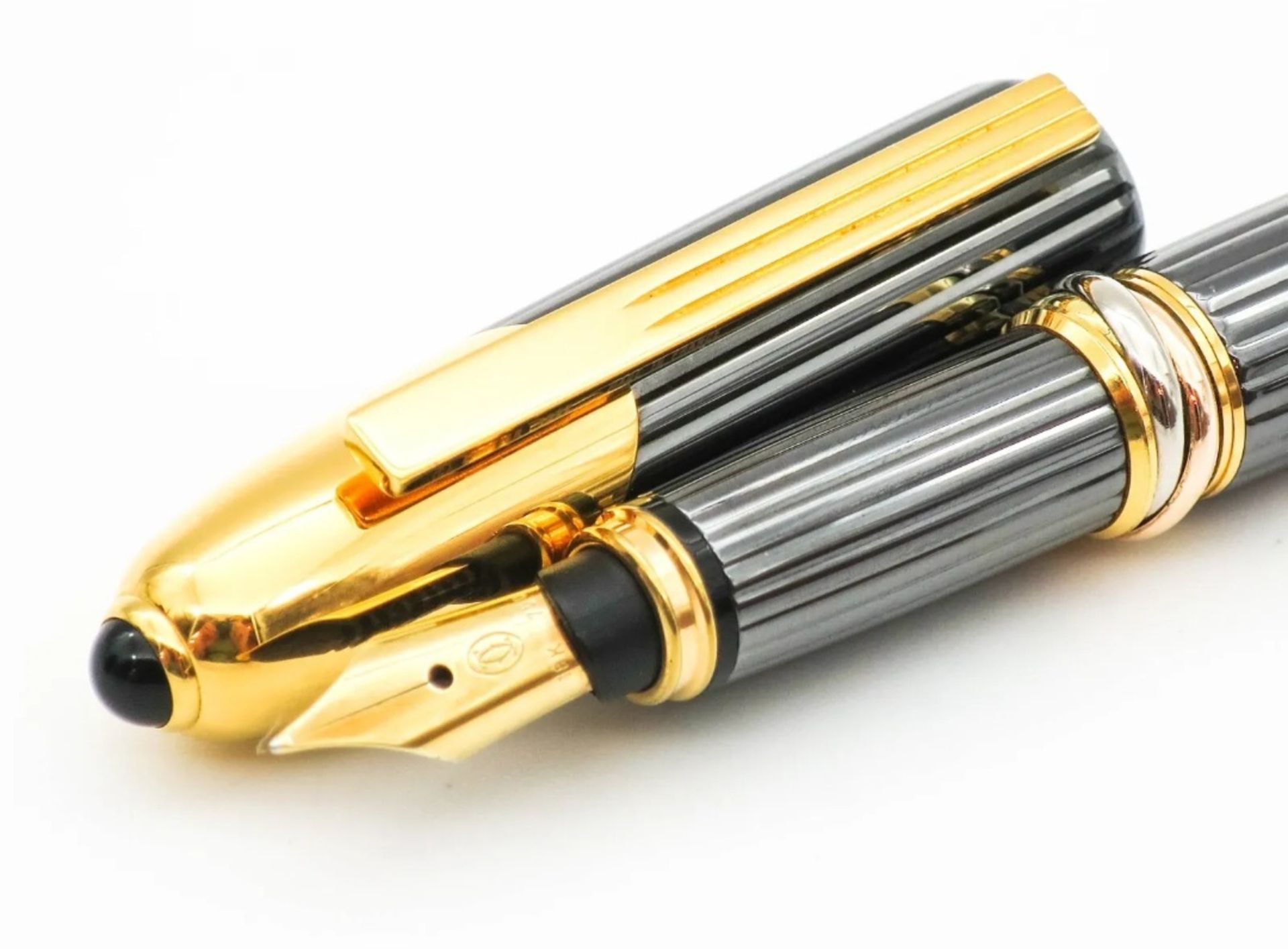 Brand New - Cartier - Les must - Cougar De Cartier LE Fountain Pen, Inkwell & Ink Presentation Se... - Image 4 of 9