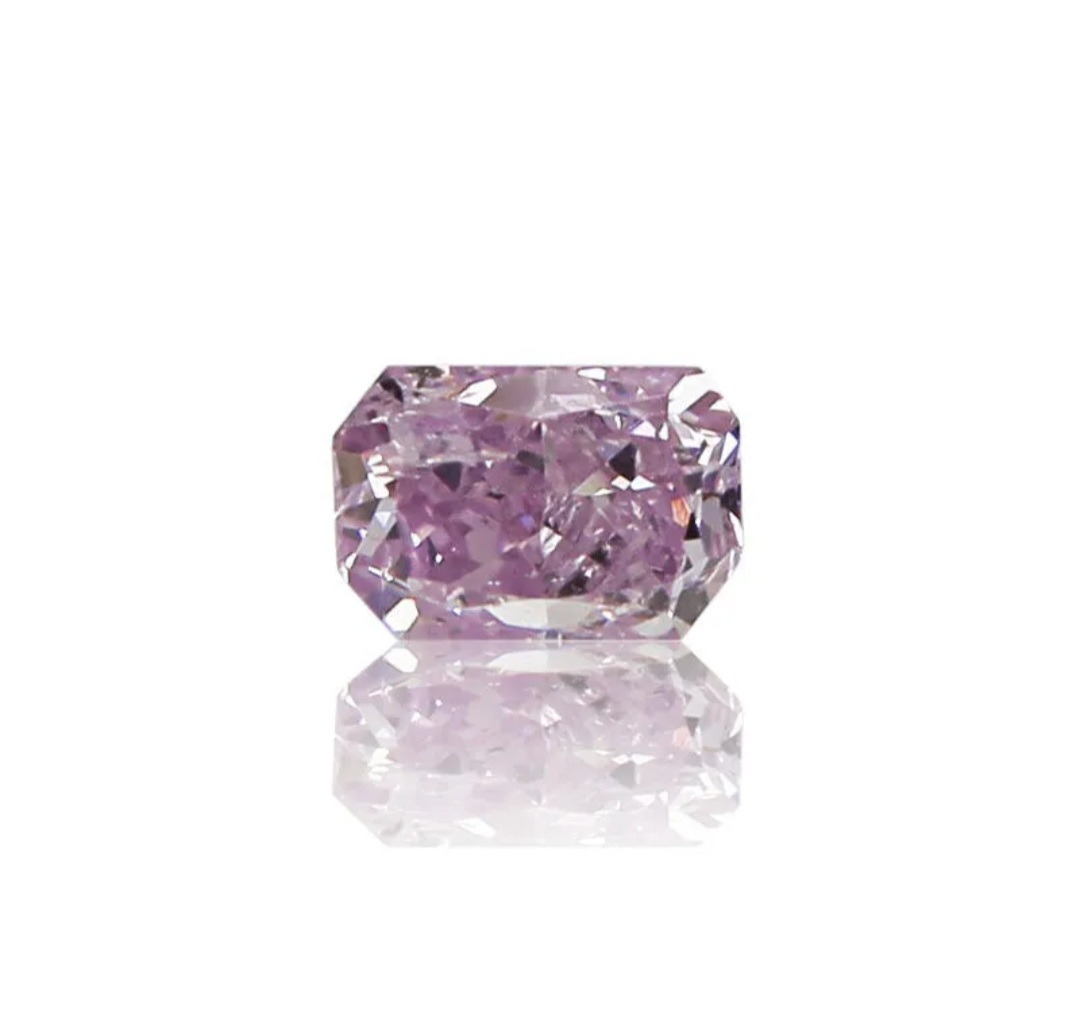 1 Pcs Diamond - 0.08ct - Cut-Cornered Rectangular - Fancy Pink Purple – GIA Certified