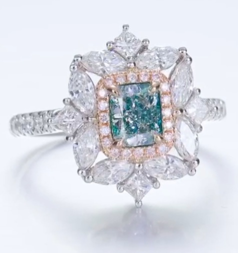 3.26ct Radiant Cut Fancy Green/Blue Diamond Ring - GIA Certified - Image 3 of 10