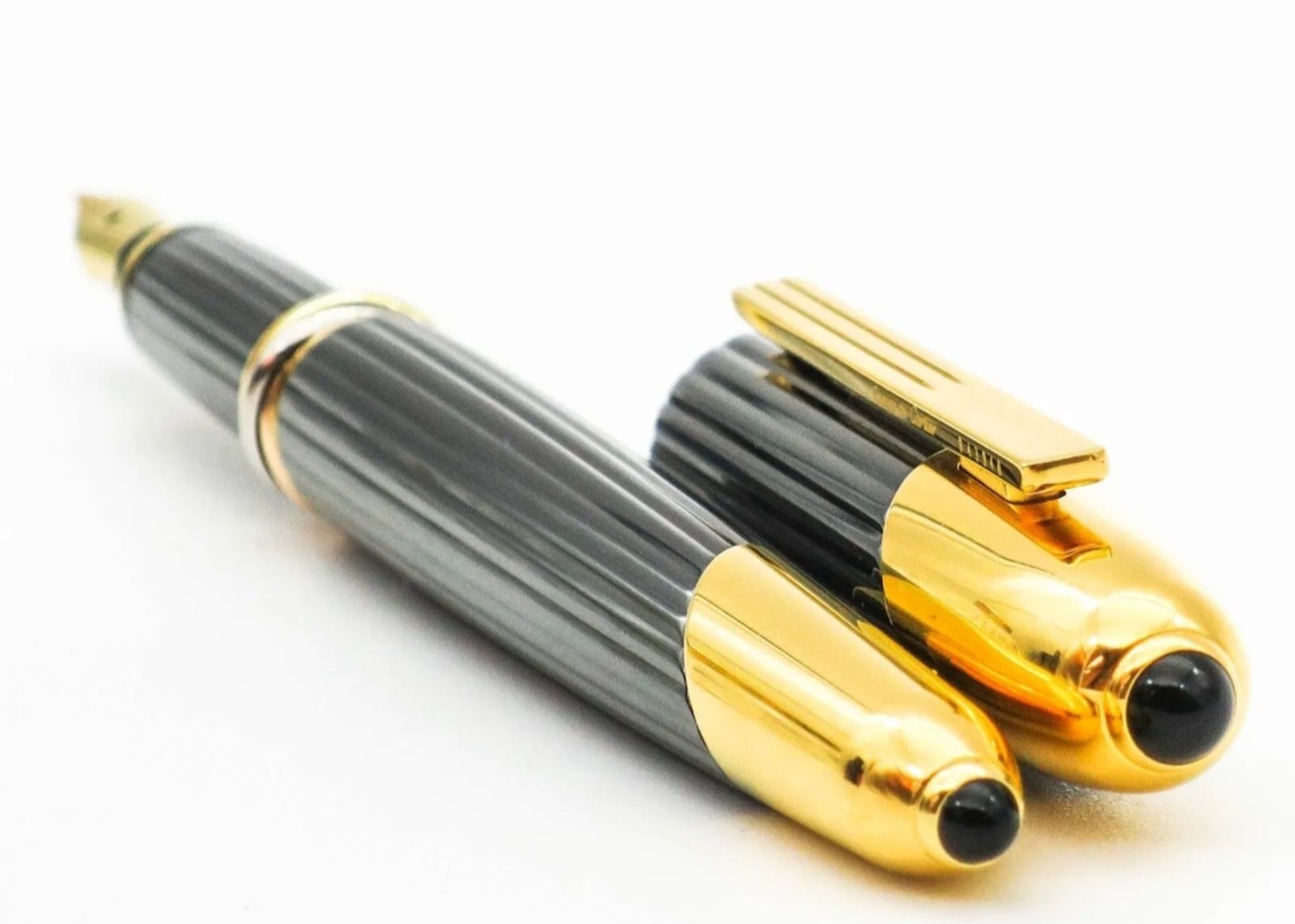 Brand New - Cartier - Les must - Cougar De Cartier LE Fountain Pen, Inkwell & Ink Presentation Se... - Image 5 of 9