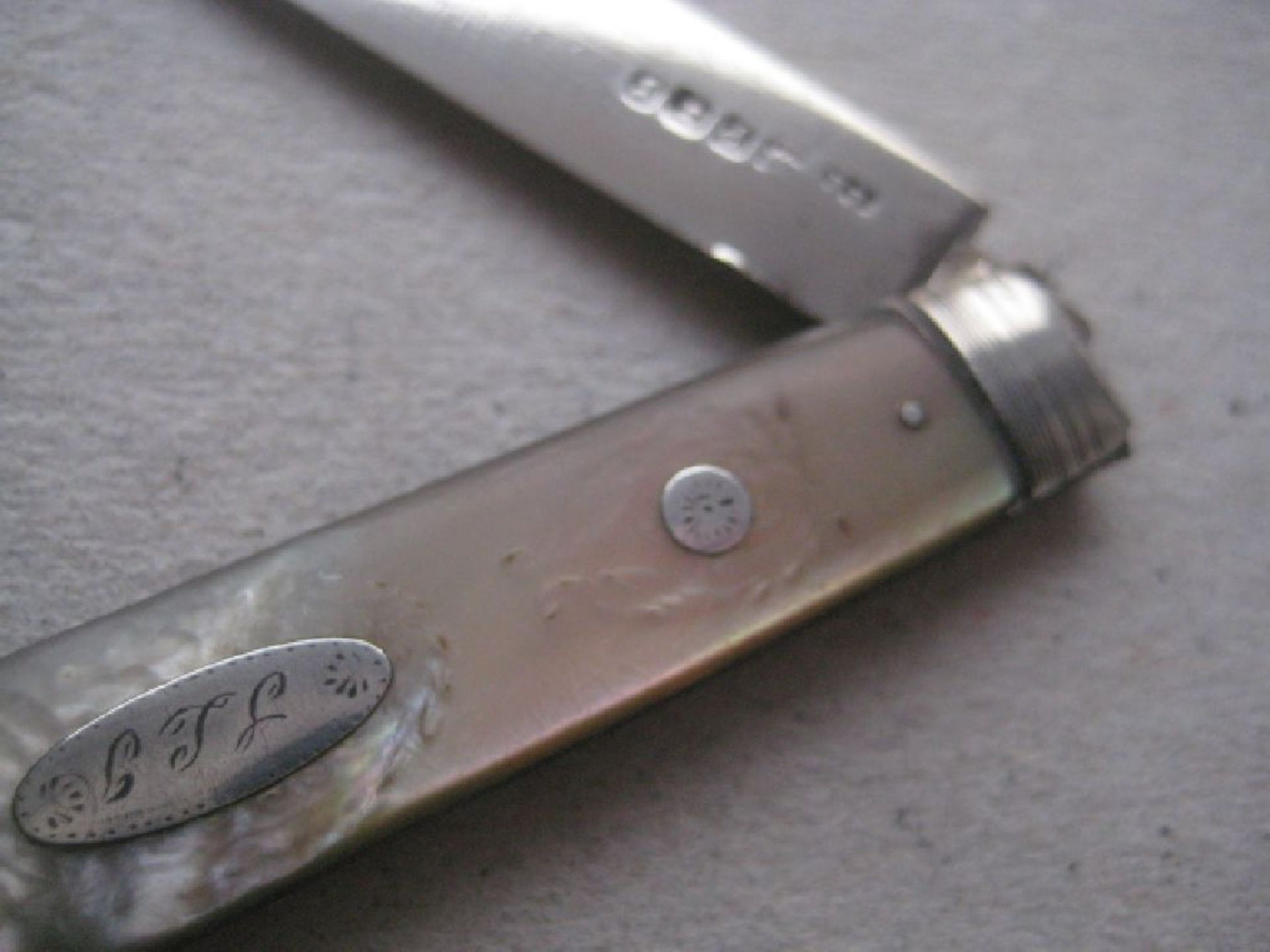 George IV Mother of Pearl Hafted Silver Bladed Folding Fruit Knife - Image 4 of 9