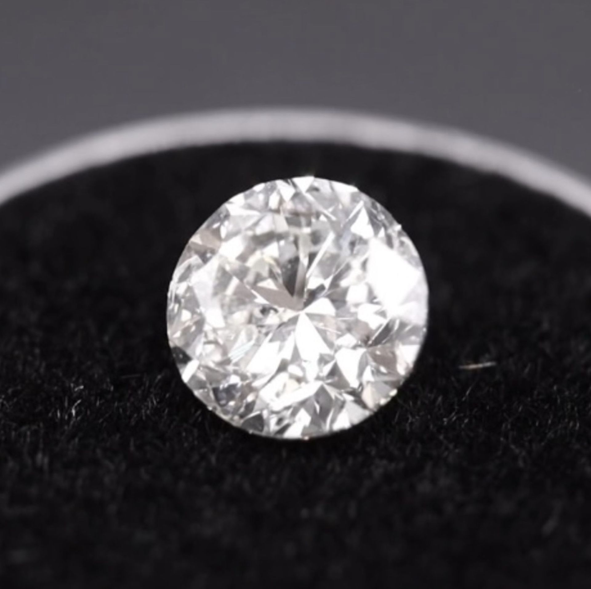 Diamond - Image 3 of 4