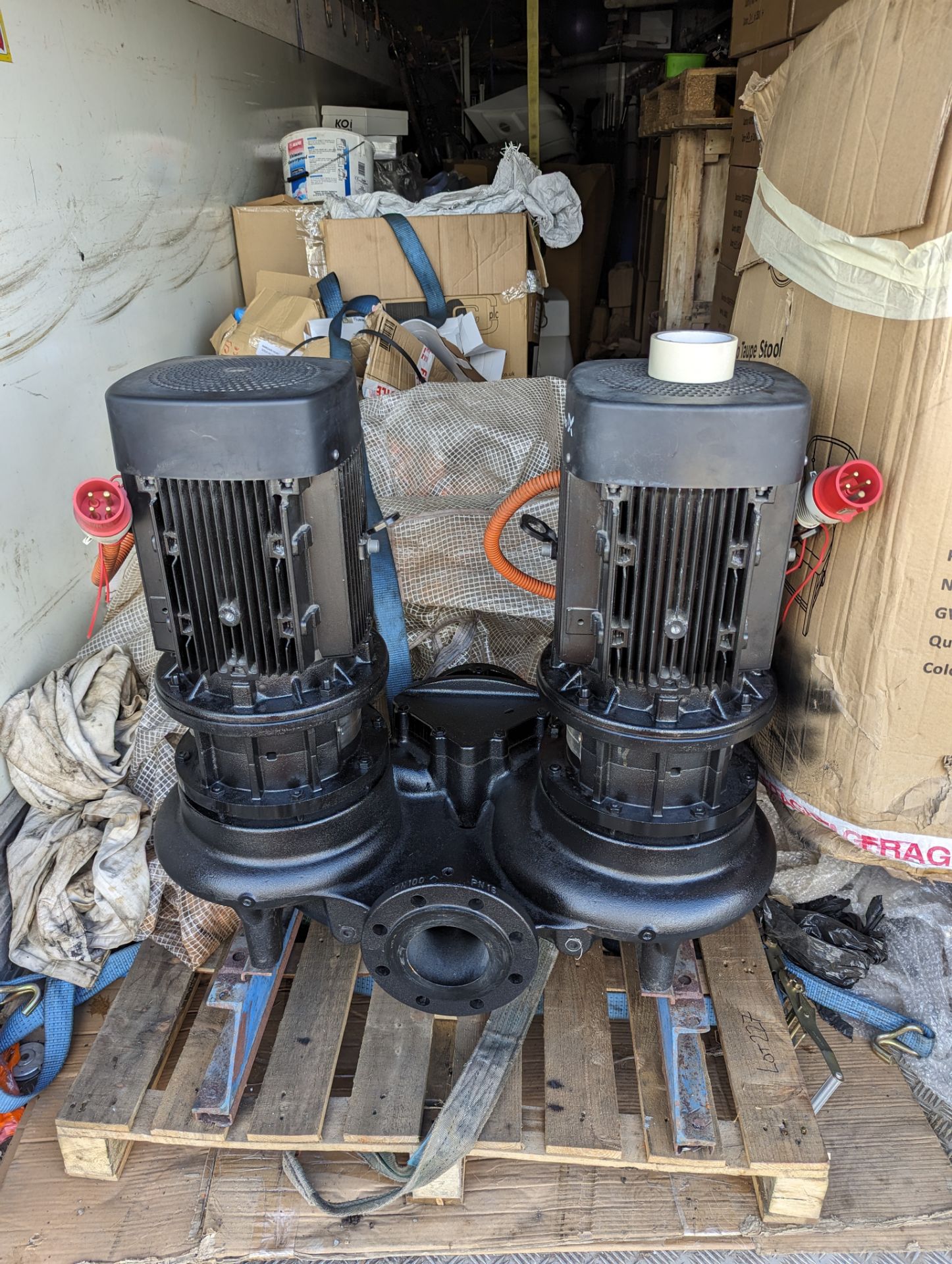 Grundfos Twin 5.5Kw Motor Circulation Pump, Delta Connected - Image 3 of 3