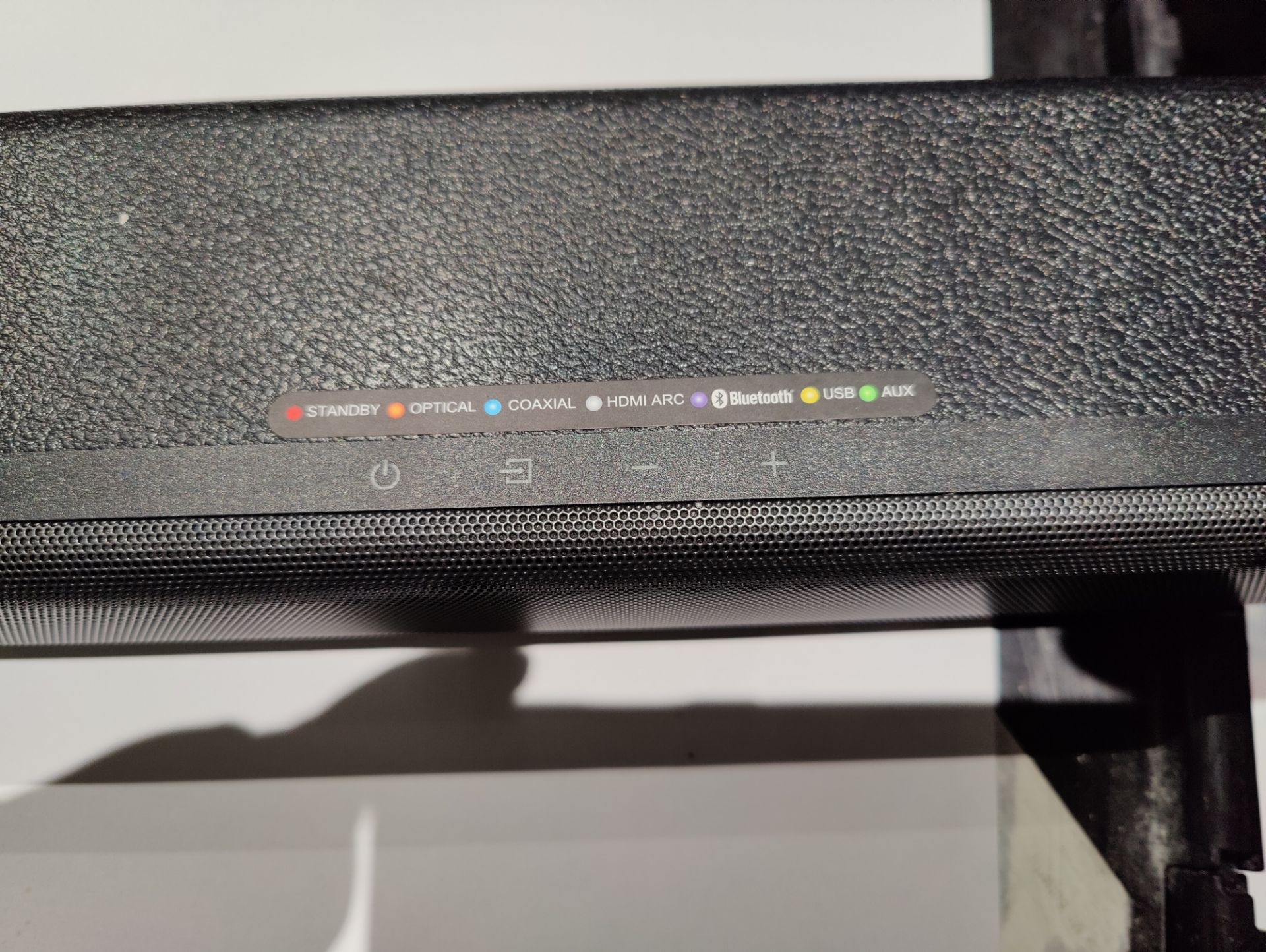 Hisense Soundbar With Built-In Subwoofer - Bild 2 aus 2