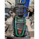 Bosch Universal Aquatak 135 Pressure Washer Brand New (Ex-Display)