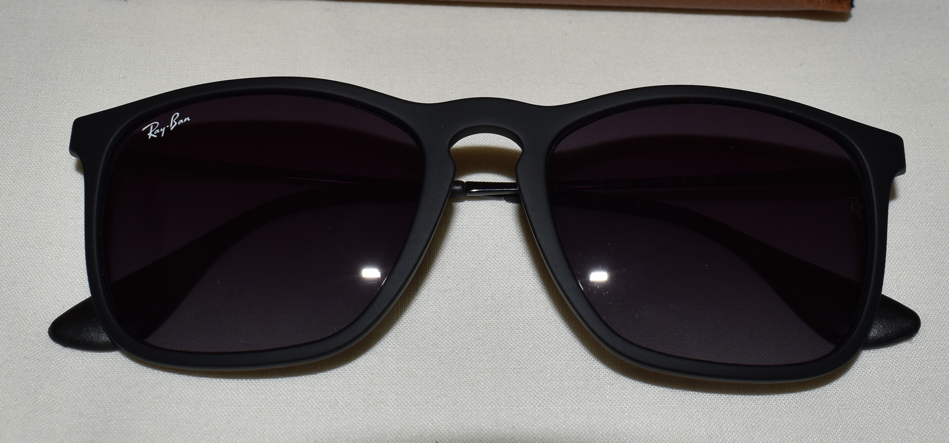 Ray Ban Sunglasses ORB4187 622/8G *3N - Image 2 of 3