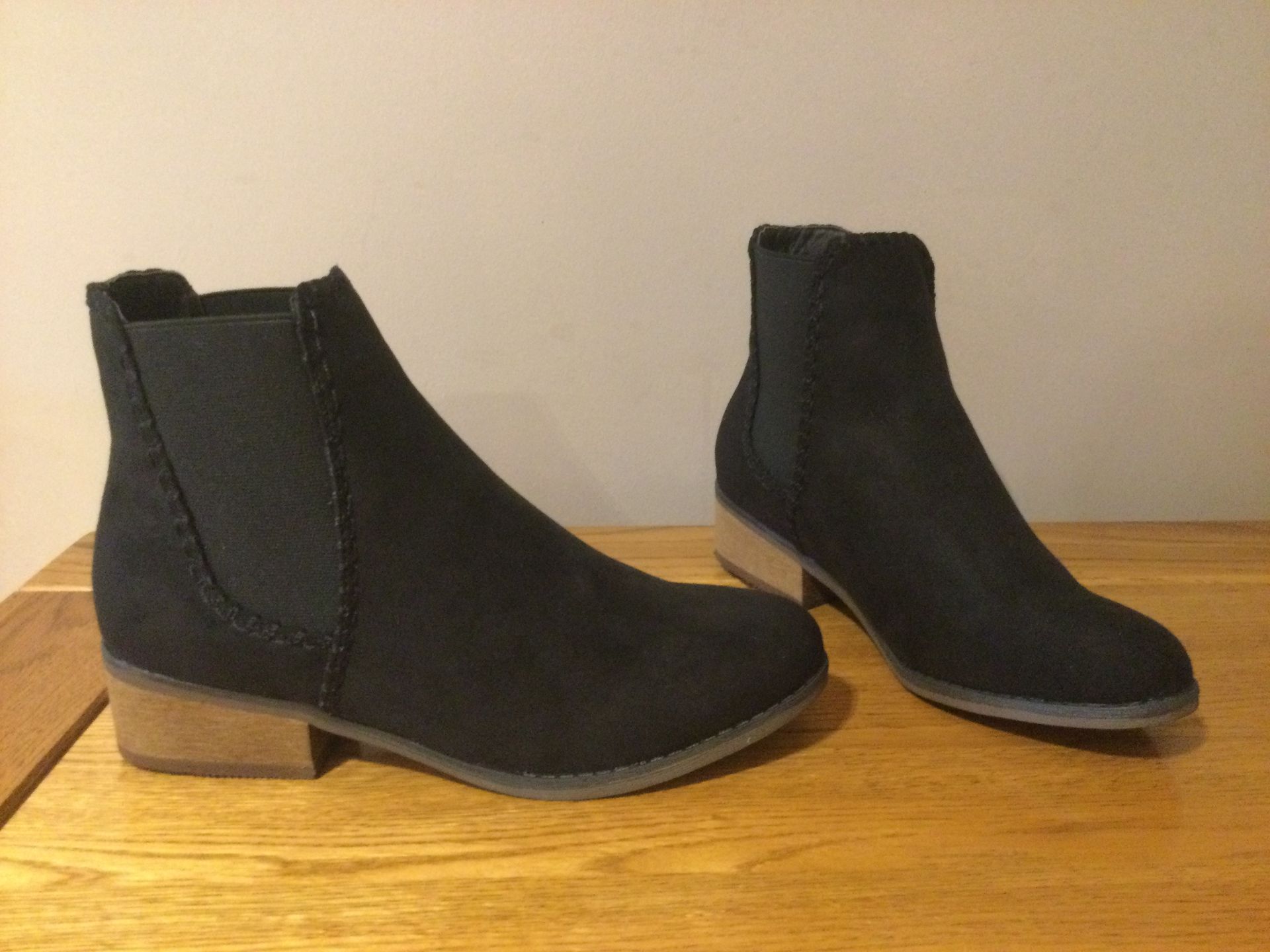 Dolcis “Pasha” Low Heel Ankle Boots, Size 6, Black - New RRP £45.99 - Image 4 of 6