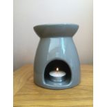 Piquaboo Large “White Heart” Ceramic Oil Burner Height 13cm, New With Gift Box