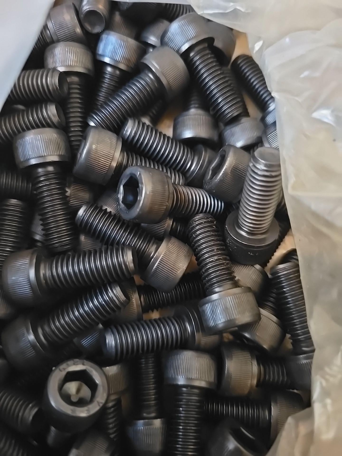 M10 x 1.5mm 25mm Socket Cap Screws - Image 6 of 6