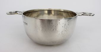 Fine Solid Silver Porringer by Charles Edwards London 1896