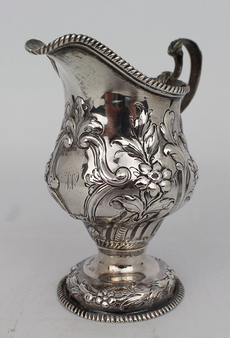 Fine Solid Silver Cream Jug London 1759 - Image 2 of 8