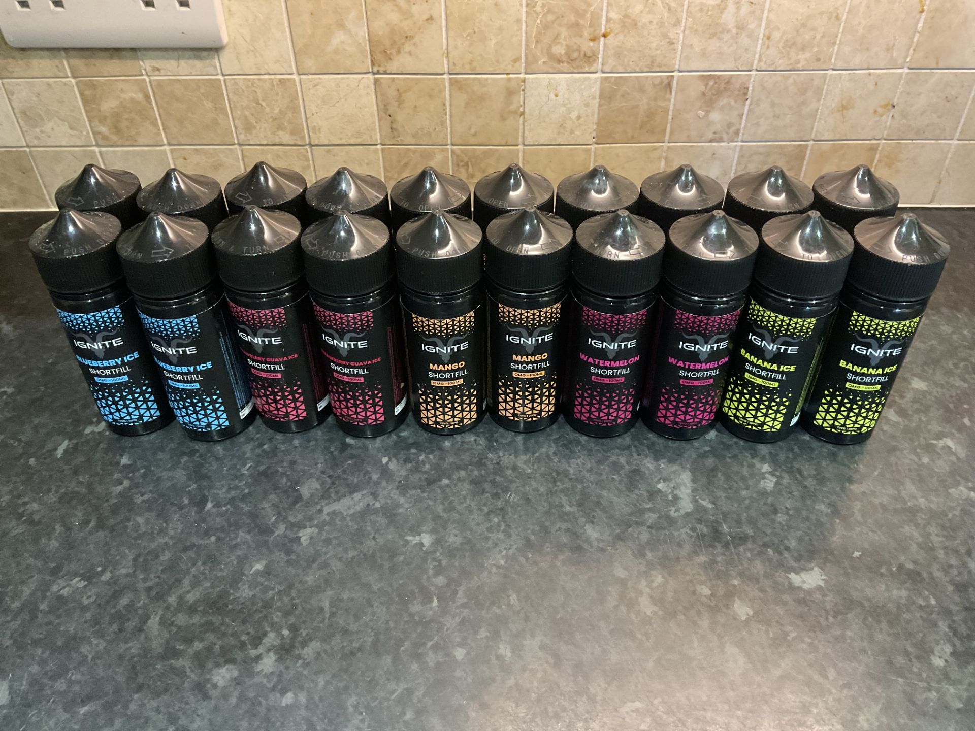 20 x Vape Oil Shortfill 0MG 100ML Blueberry Ice/Watermelon/Banana Ice/Mango/Strawberry Ice RRP £2...