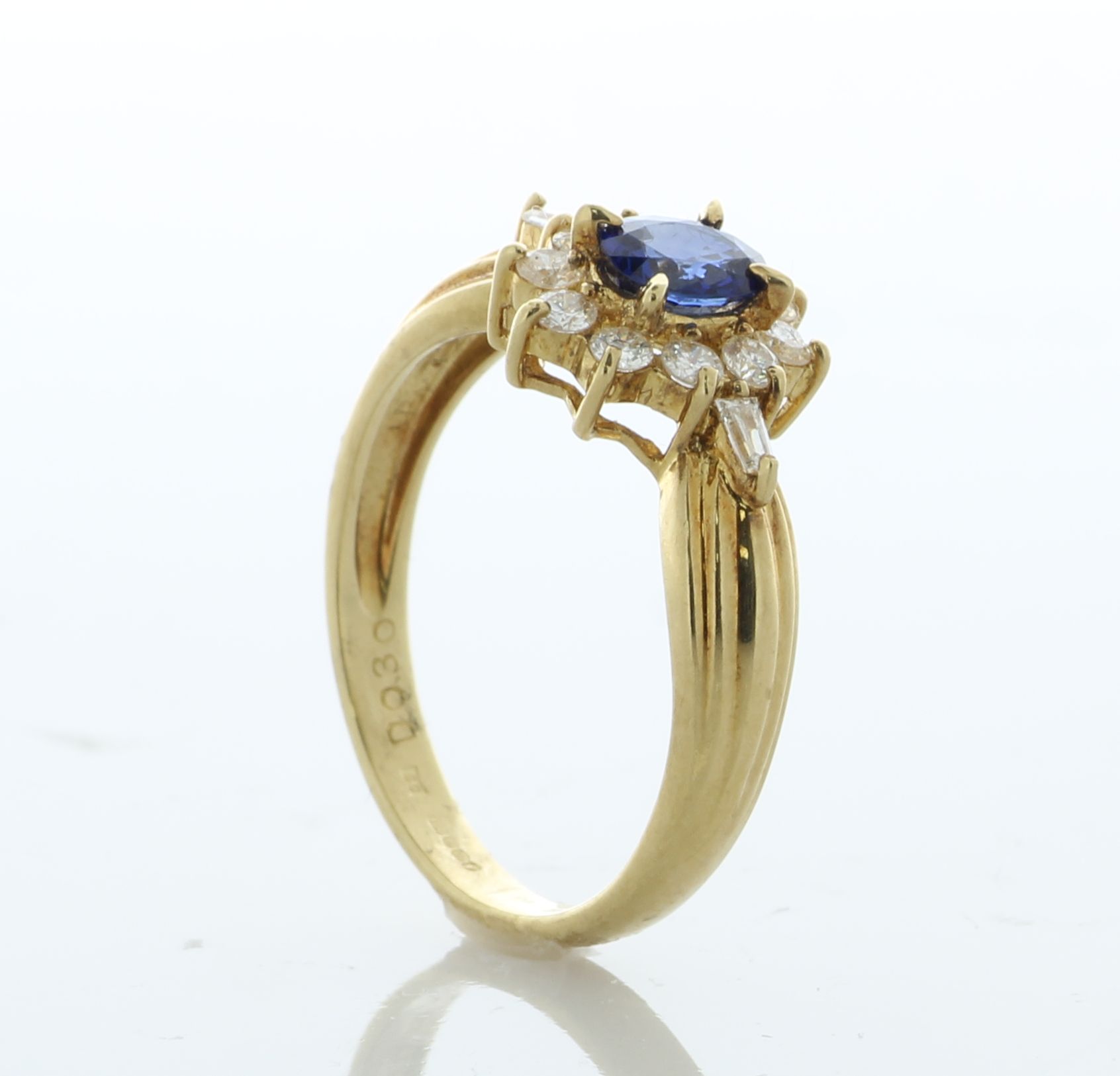 18ct Yellow Gold Oval Cut Sapphire and Diamond Ring (S0.45) 0.30 Carats - Image 2 of 5