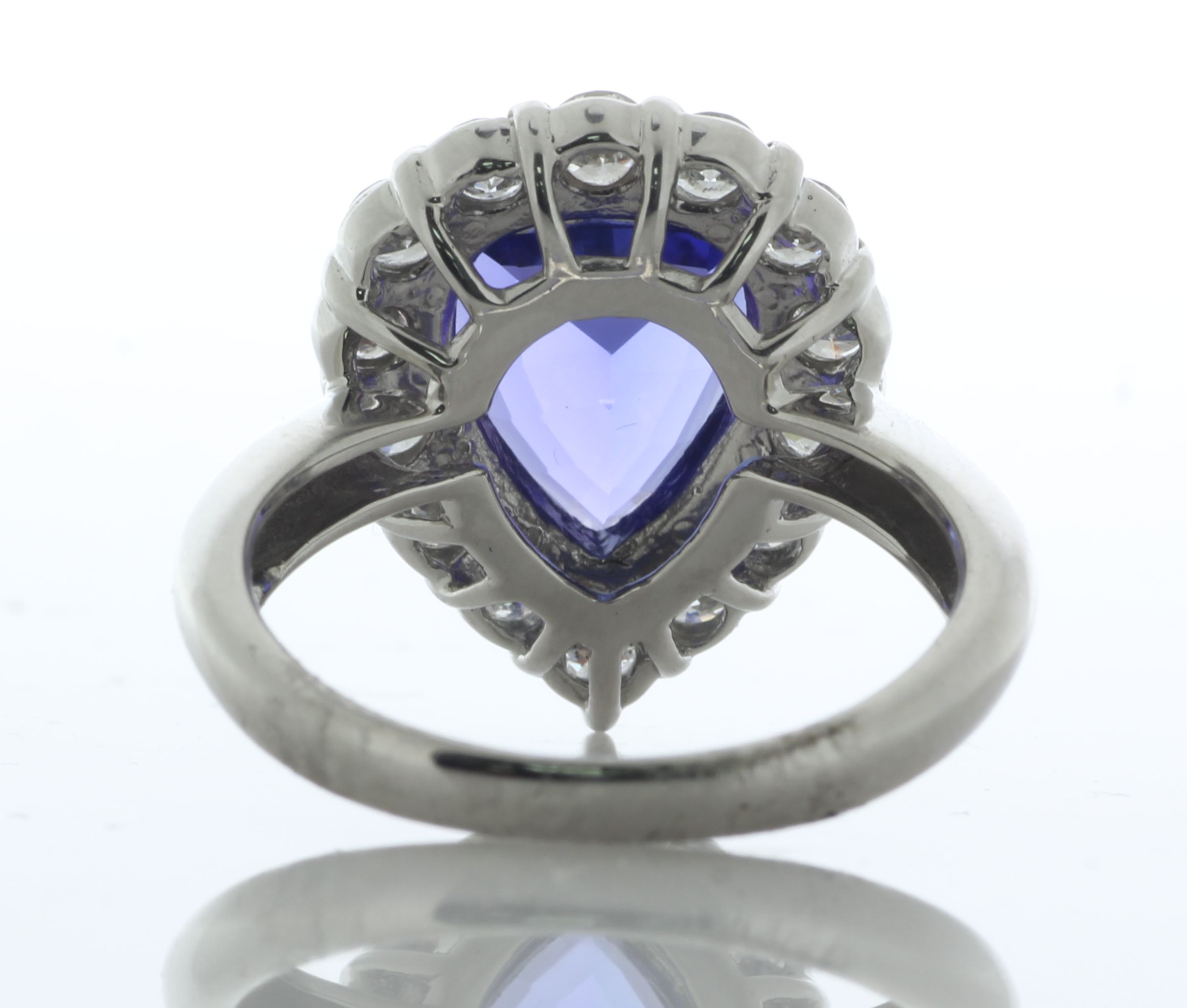 Platinum Trillion Cut Tanzanite and Diamond Ring (T3.72) 0.85 Carats - Image 4 of 5