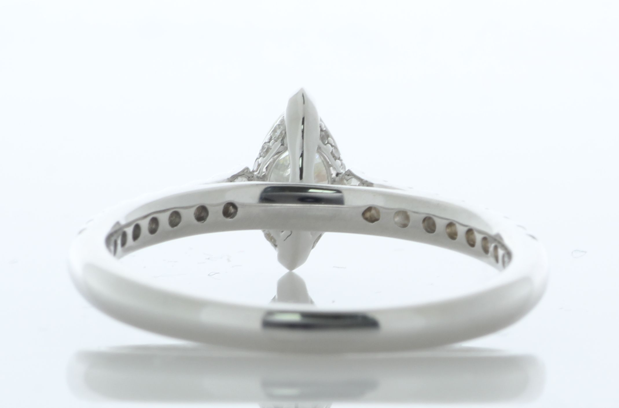 18ct White Gold Marquise Cut Diamond Ring (0.38) 0.62 Carats - Image 4 of 5