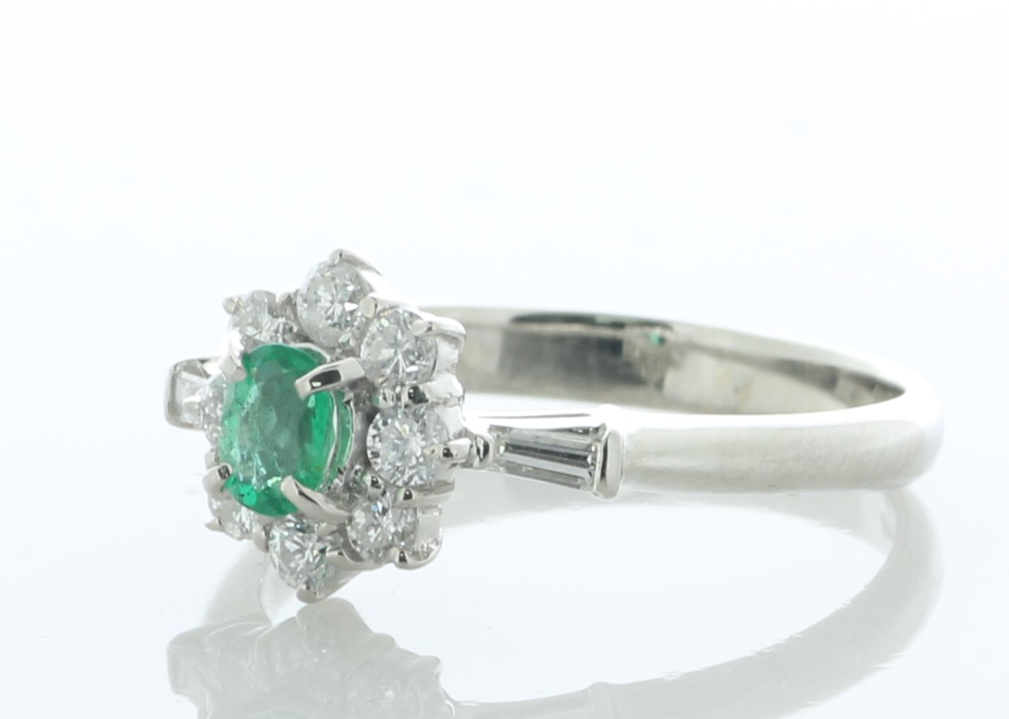 Platinum Oval Cluster Claw Set Diamond and Emerald Ring (E0.28) 0.38 Carats - Image 2 of 5