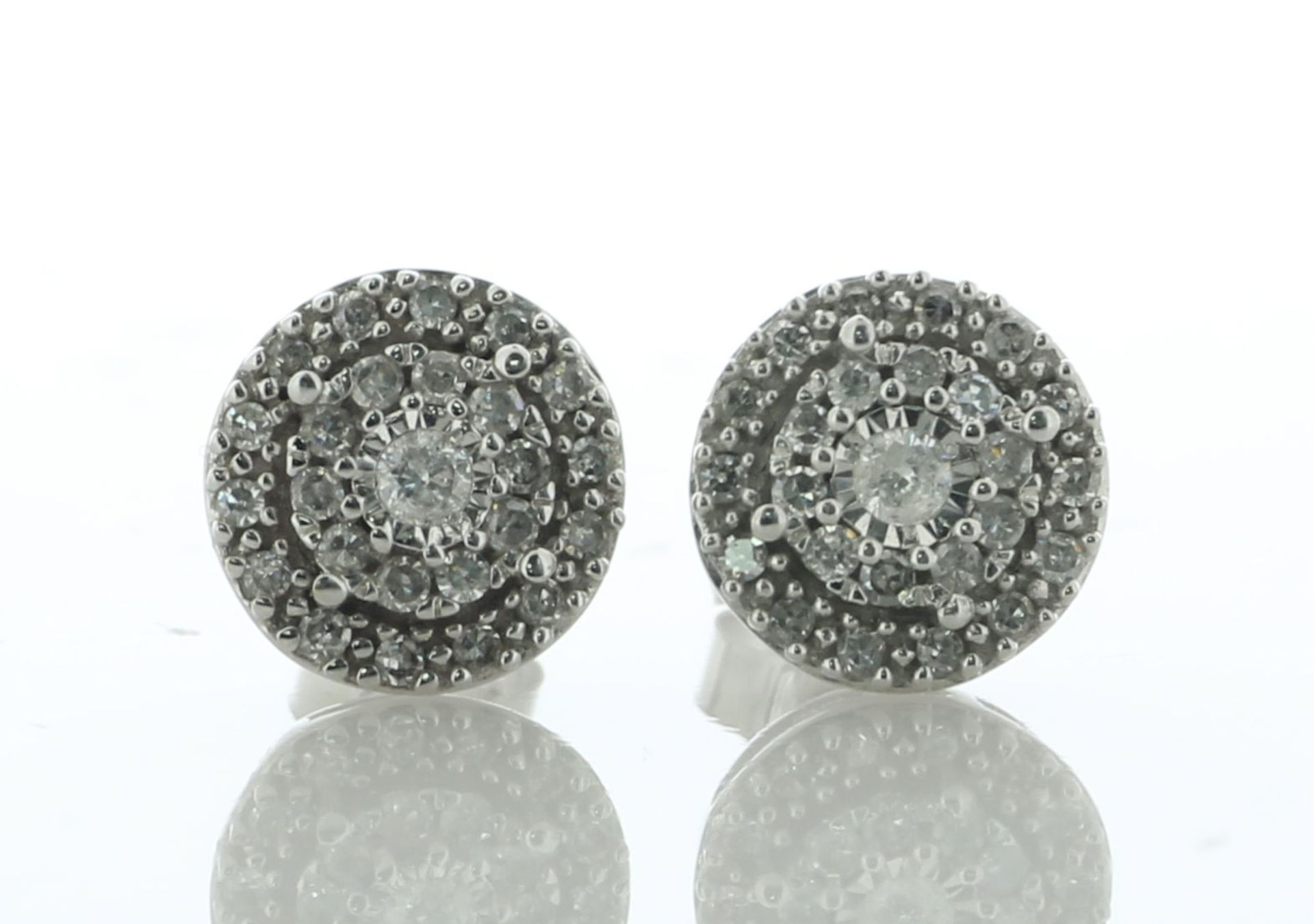 14ct White Gold Diamond Cluster Stud Earring 0.25 Carats - Image 2 of 5