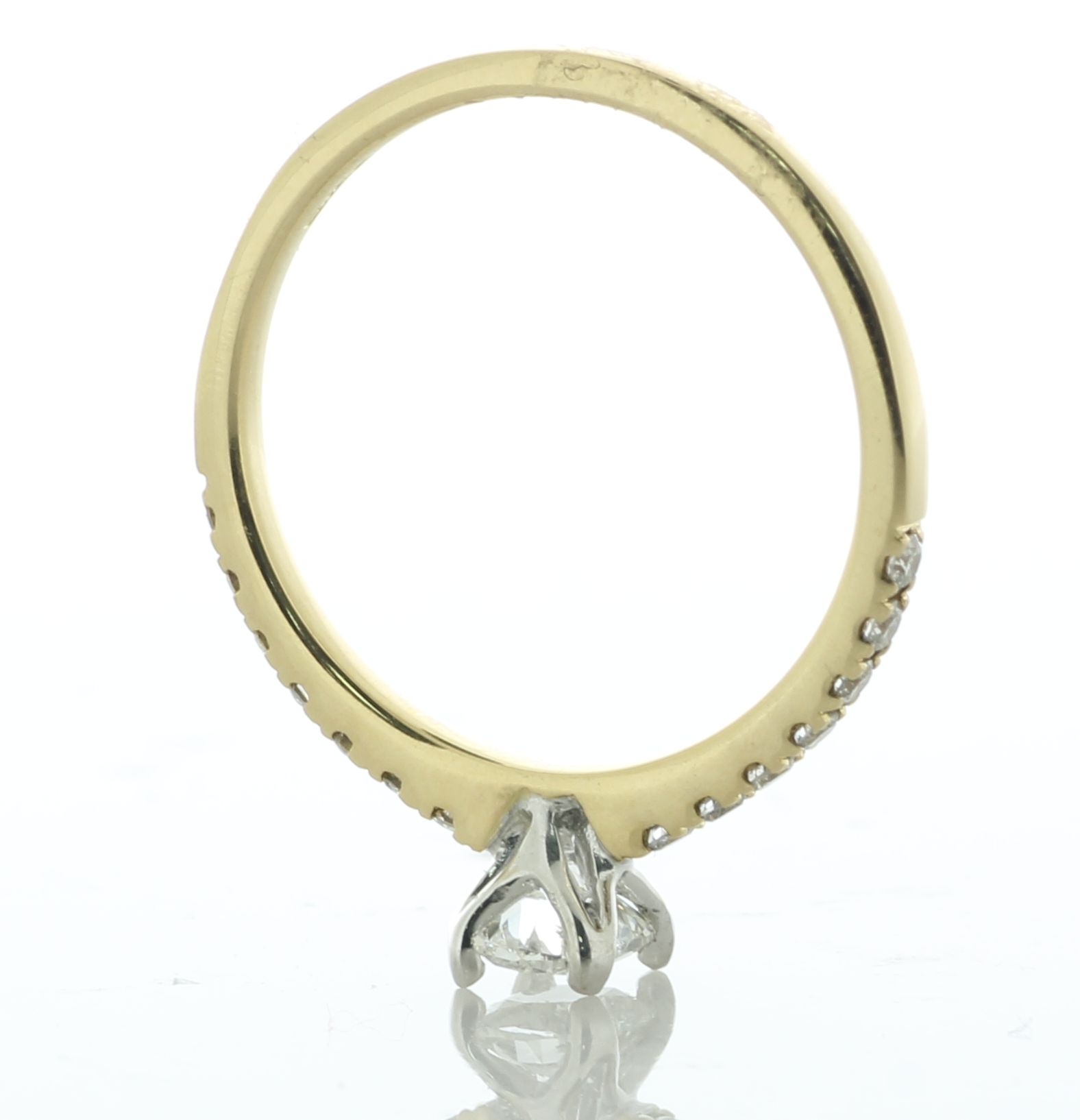 18ct Yellow Gold Single Stone Claw Set With Stone Set Shoulders Diamond Ring - Image 6 of 7