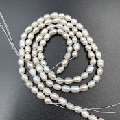 FT-008, Beautiful Fresh Water Pearls Beads 2 Strands