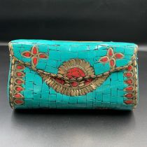 Brilliant Nepalese Handmade Howalite Stones With Brass Purse/Hand Bag