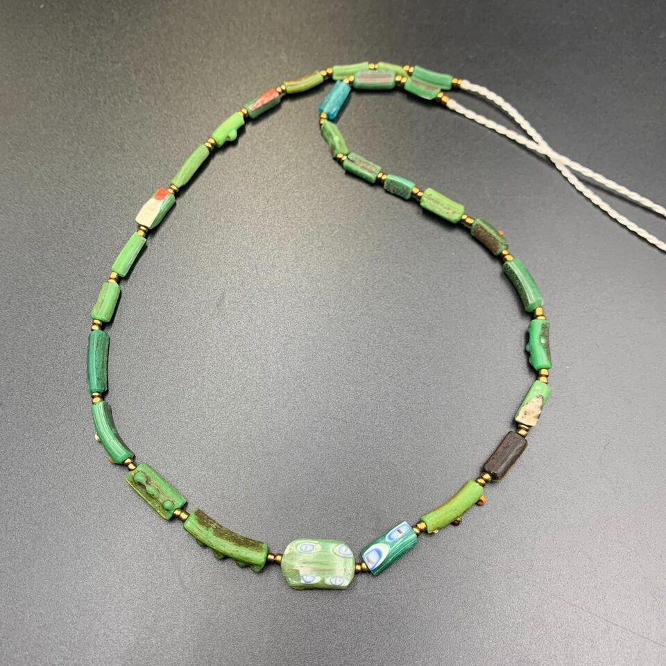 RB-424, Wonderful Ancient Green Roman Glass Antique Beads Strand.