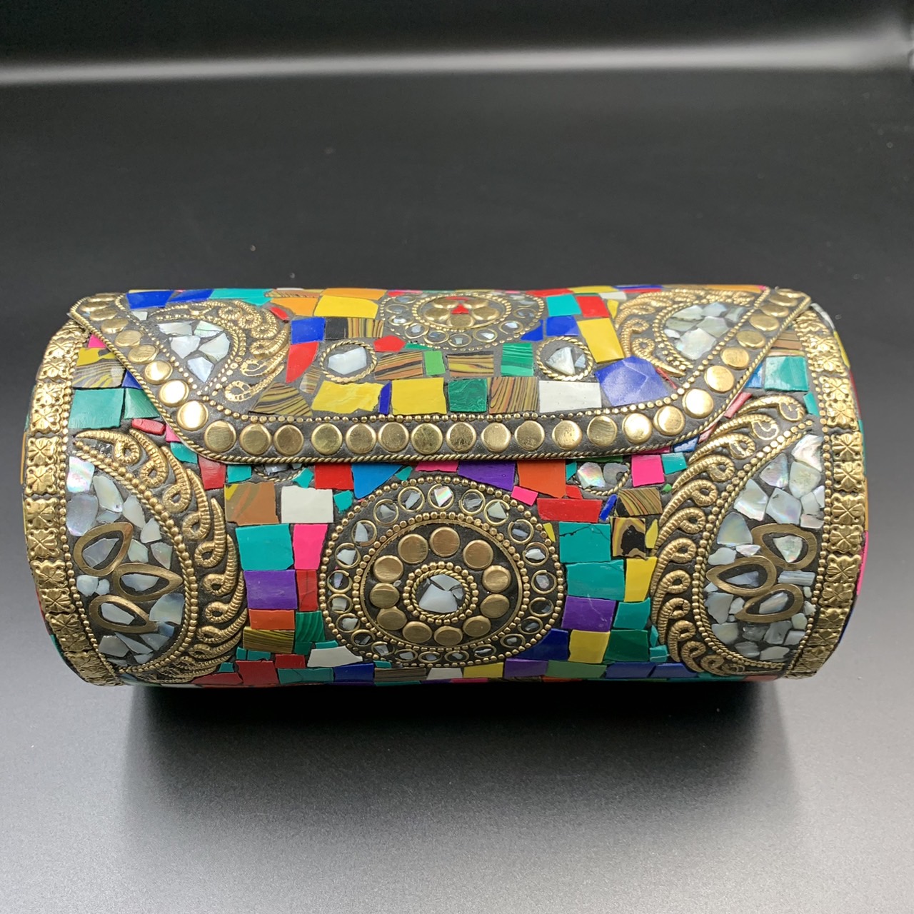 LPBR= 593, Wonderful Handmade Nepalese Multi Colour Howalite Stones With Brass Purse/Hand Bag - Image 7 of 8