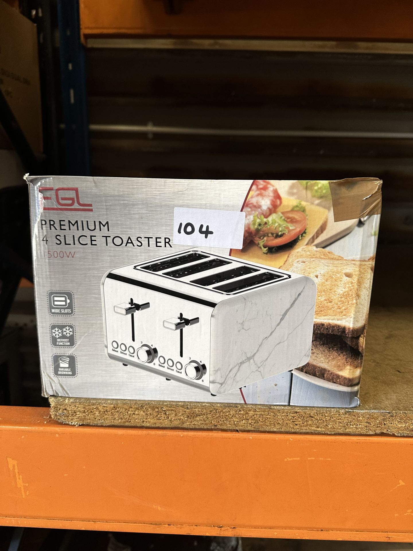 EGL Premium 4 Slice Toaster. RRP £39.99 - Grade U