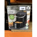 Daewoo 2L Air Fryer. RRP £50 - Grade U