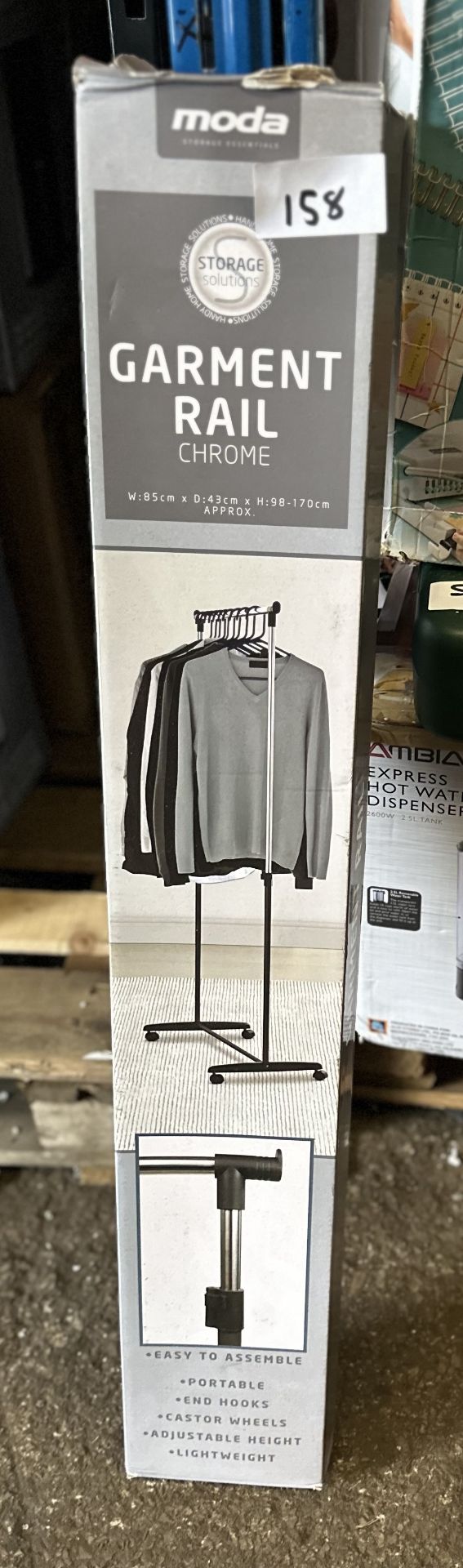 Moda Garment Rail Chrome. RRP £40 - Grade U