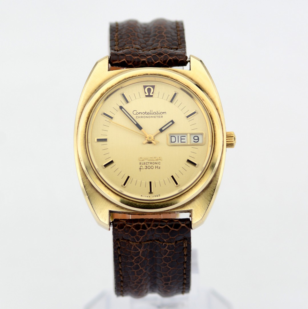 Omega / Constellation Chronometer Electronic F300 Day-Date - Gentlemen's Gold/Steel Wristwatch - Bild 8 aus 8