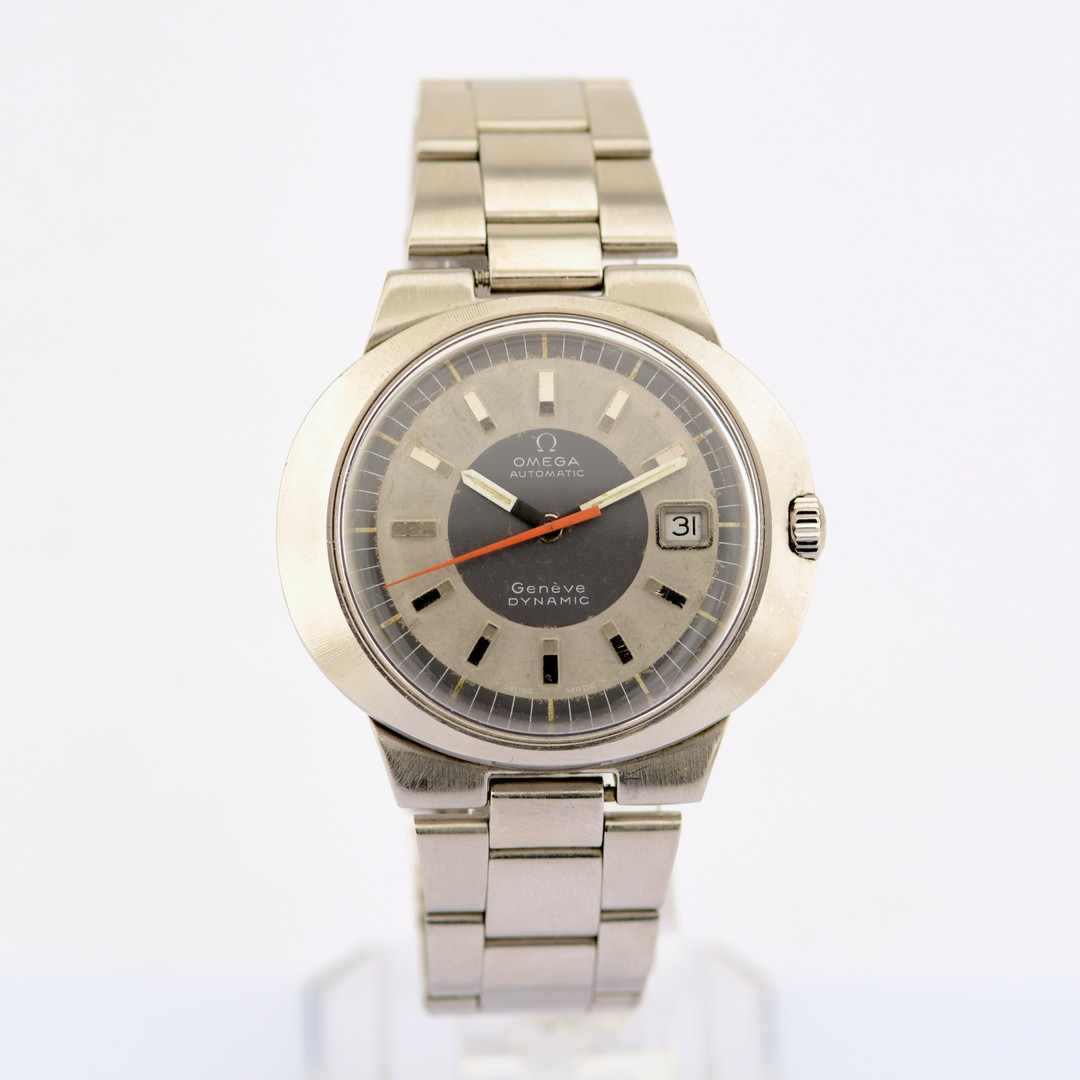 Omega / Dynamic - Date - Gentlemen's Steel Wristwatch - Image 4 of 7