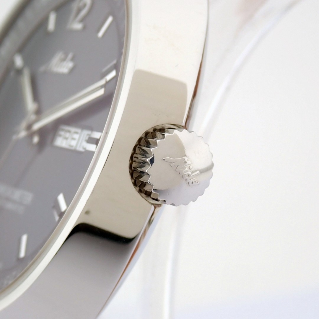 Mido / All Dial Day Date Chronometer Automatic Transparent (Unworn) - Gentlemen's Steel Wristwatc... - Bild 7 aus 12
