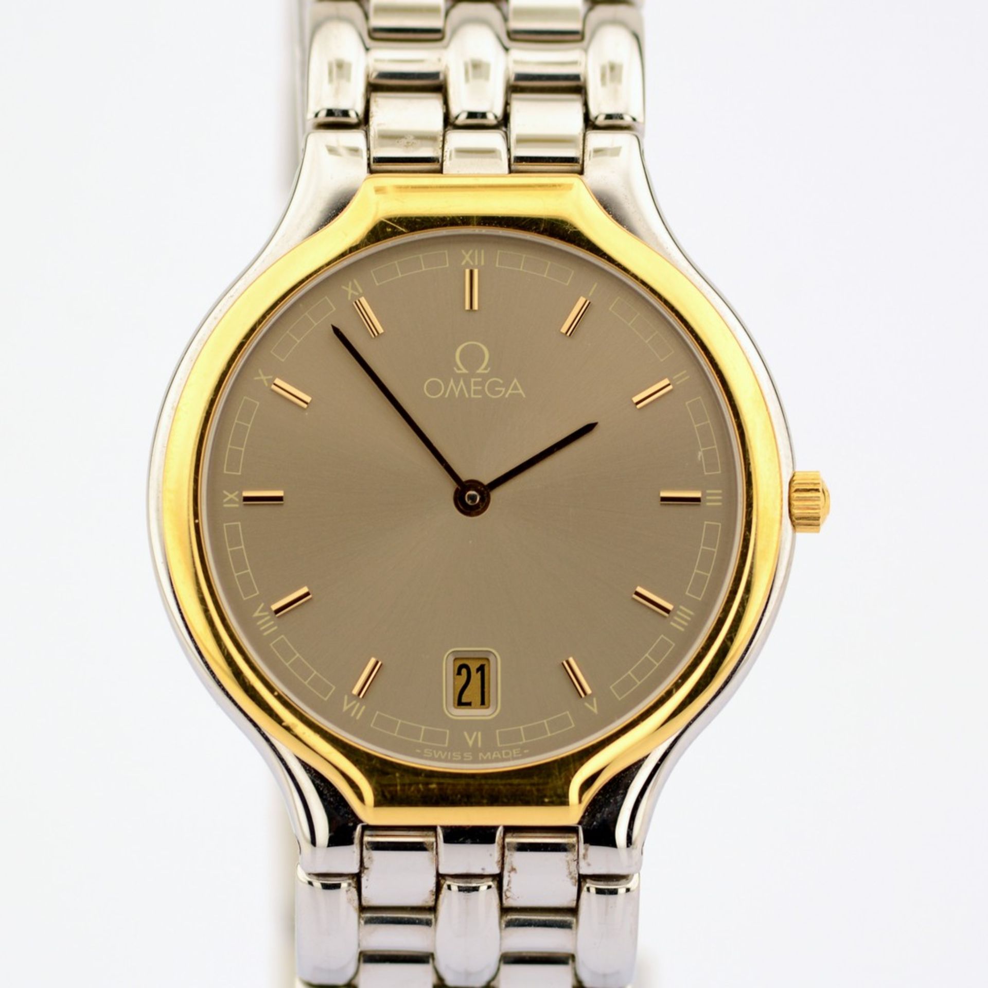 Omega / De Ville Symbol 18K Bezel - Unisex Gold/Steel Wristwatch - Image 2 of 6