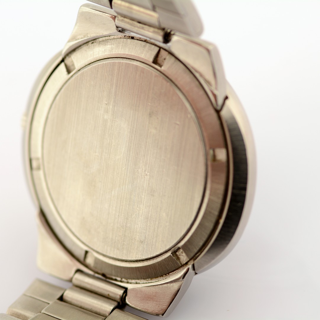 Omega / Dynamic - Date - Gentlemen's Steel Wristwatch - Image 7 of 7