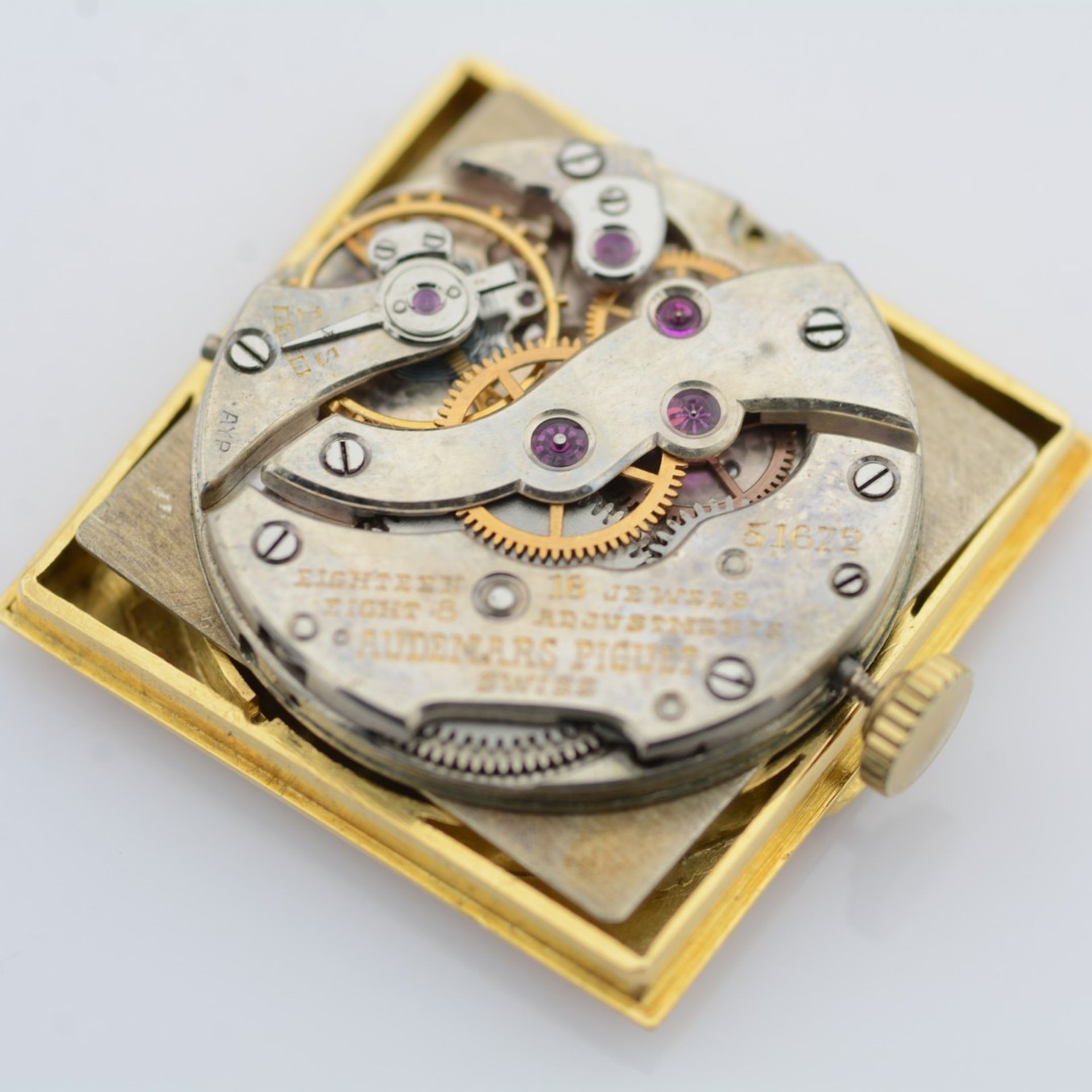 Audemars Piguet / Vintage - Square - Sub Second - Unisex Yellow Gold Wristwatch - Image 11 of 12