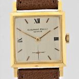 Audemars Piguet / Vintage - Square - Sub Second - Unisex Yellow Gold Wristwatch