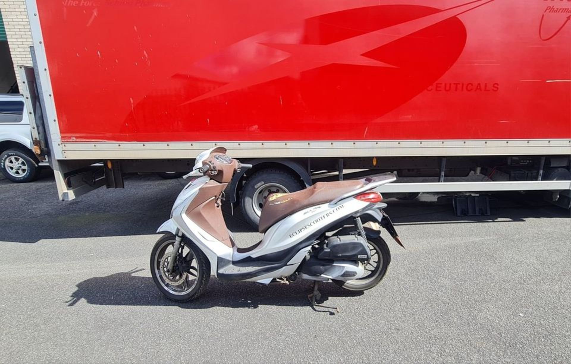 2016 Piaggio Medley 125 Scooter - Missing Key